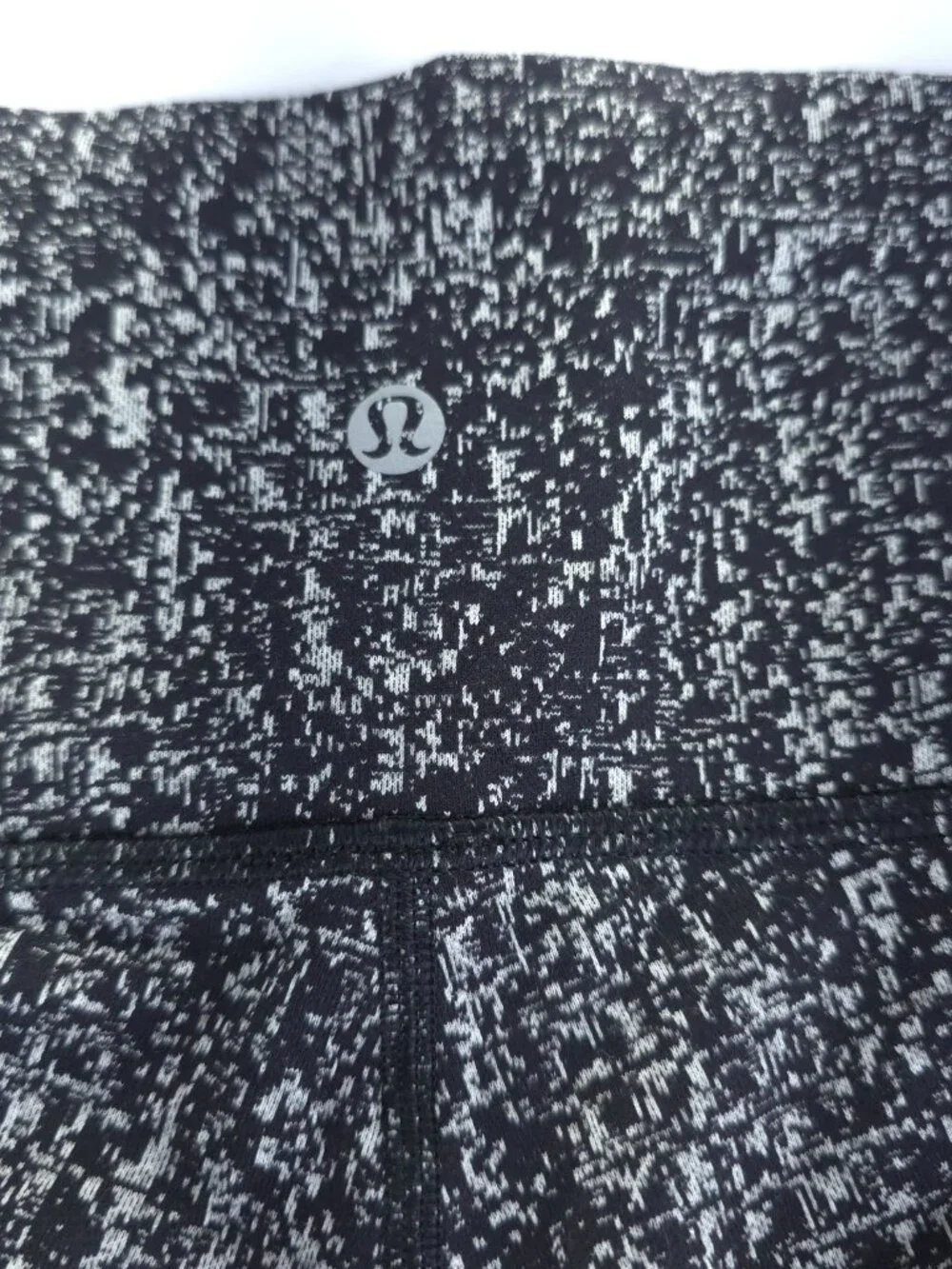 Lululemon Wunder Under Crop Leggings 21 inch Size 6 Speckled Active